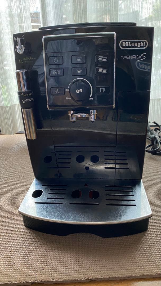 De'Longhi Magnifica 全自動コーヒーマシン「ジャンク扱い」