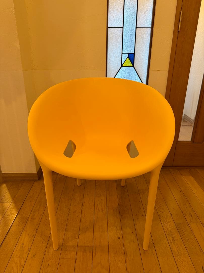 ドリアデ ソフトエッグチェア スタルク スタッキング イタリア