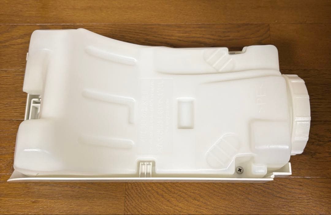 DAIKIN ダイキン　加湿ストリーマ空気清浄機　MCK70UJ-W