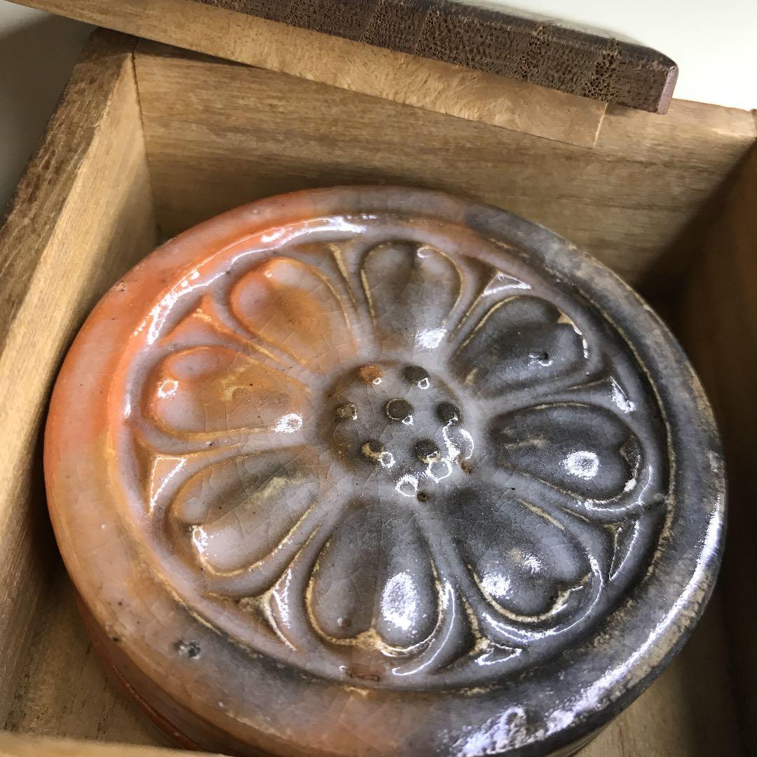 姿の良い香合　ビンテージ　茶道具　古美術作家物 赤楽古瓦形香合（保護箱）