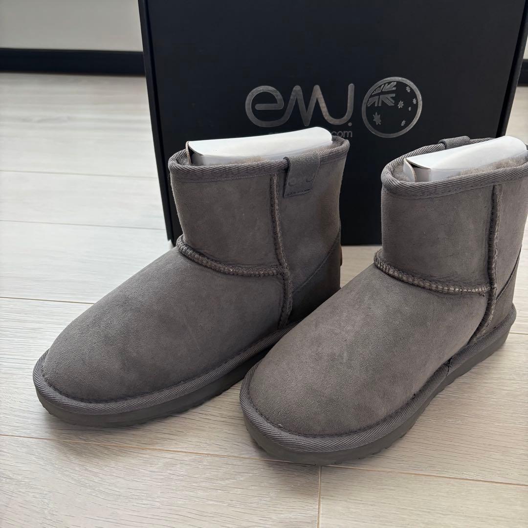 【新品 未使用】EMU エミュー スティンガーミニ ムートンブーツ 23cm