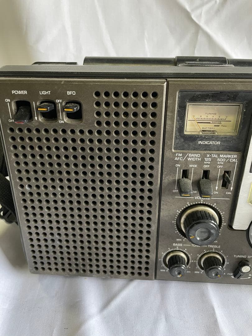 希少National Panasonic Cougar 2200 BCLラジオ