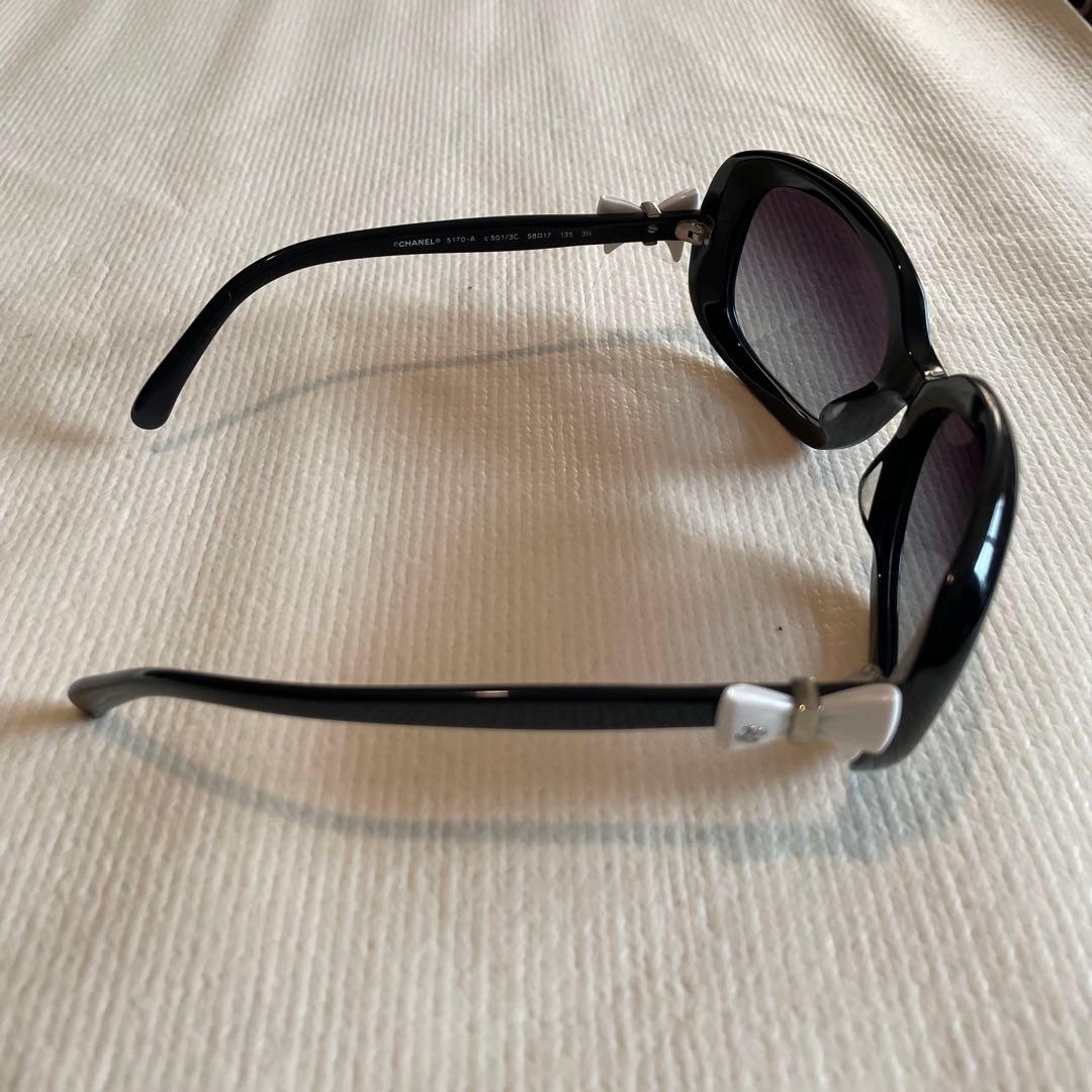 Chanel オーバーサイズ サングラス