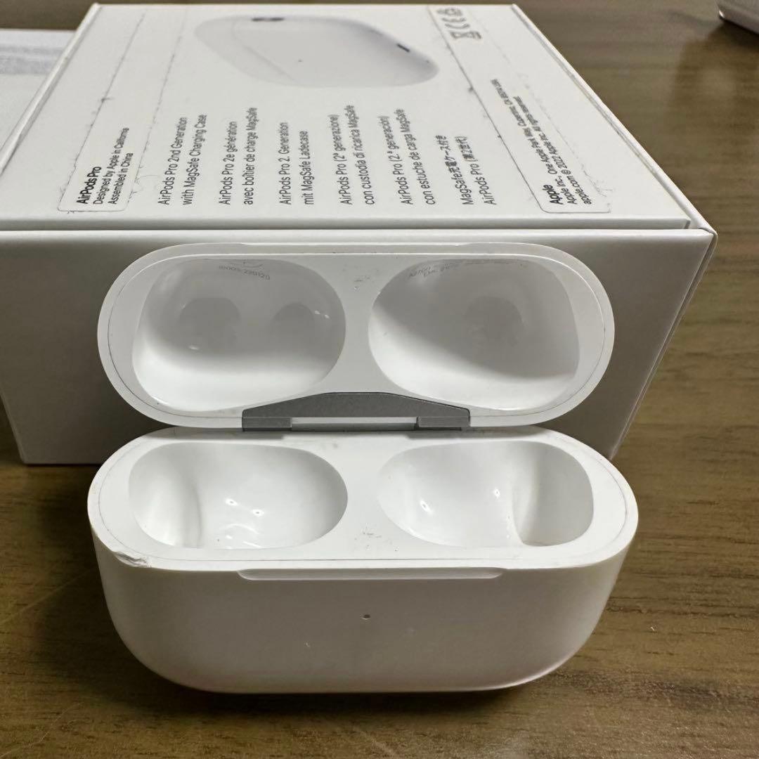 ち*ー様 動作確認 クリーニング済み AirPods Pro 第2世代 ligh