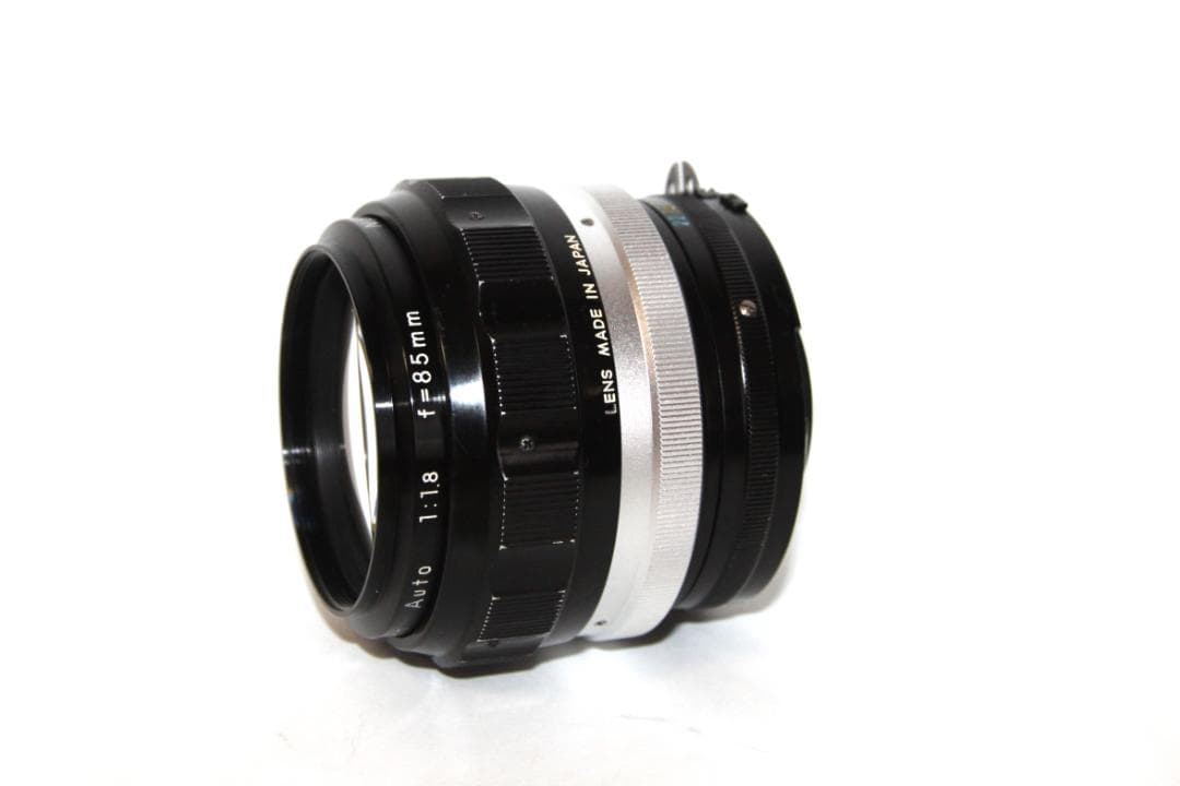 Nikon Ai NIKKOR-H Auto 85mm F1.8 ニコン