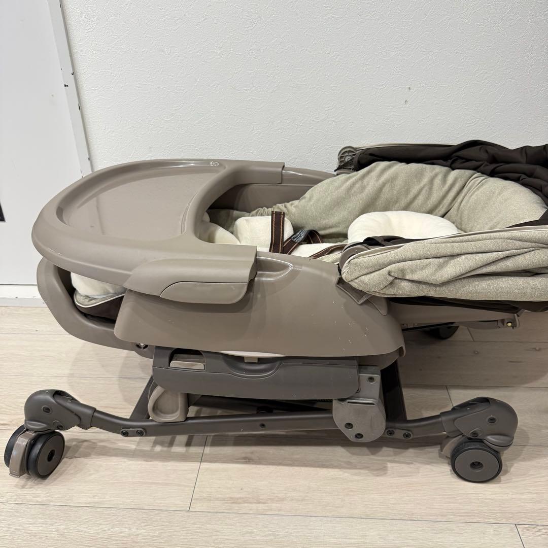 Combi コンビ ネムリラ AUTO SWING BEDi オート