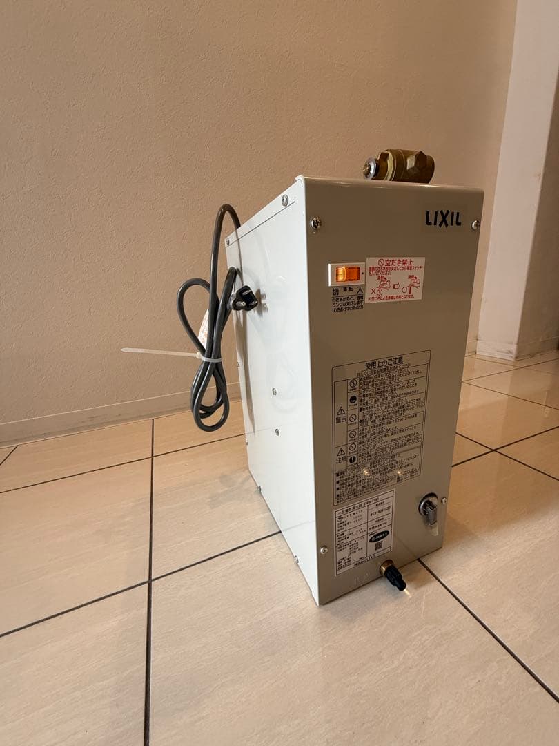 【綺麗め】LIXIL 小型電気温水器 EHPN-F6N3 貯湯量6L約6年使用