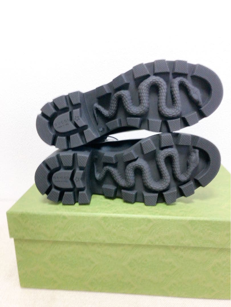 新品未使用☆GUCCI ベルト付き　サイドゴアブーツ　38(25cm相当)