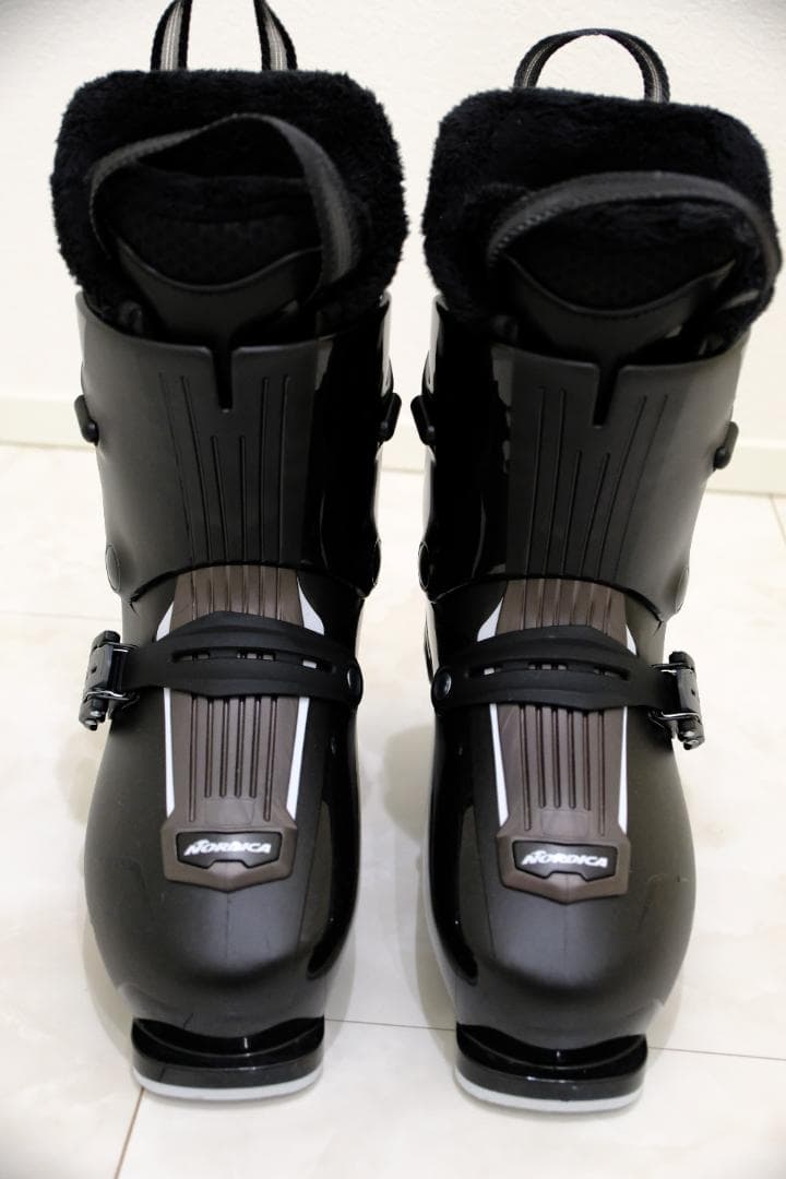 ノルディカ スキーブーツ リアエントリー NORDICA HF 75 W