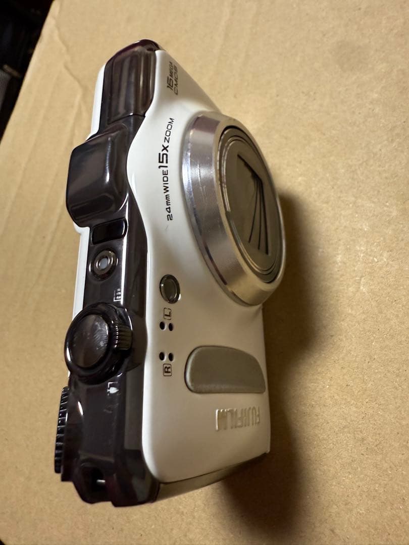 Fujifilm FinePix F600EXR 本体　動作確認済み
