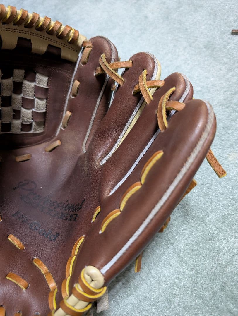 HG 硬式野球用グローブ ベージュとブラウン