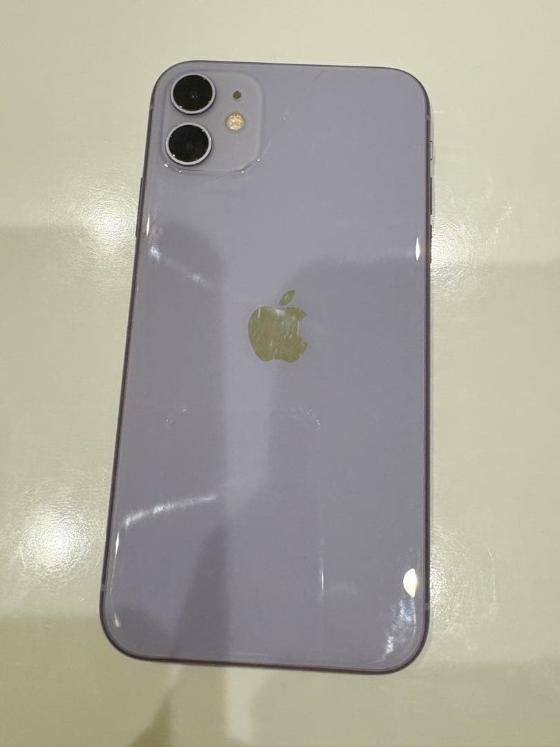 iPhone11 SIMフリー　(商品説明必読)