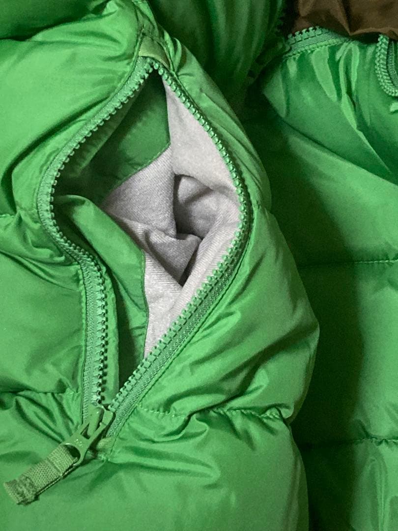 緑色 ダウンジャケット フード付き