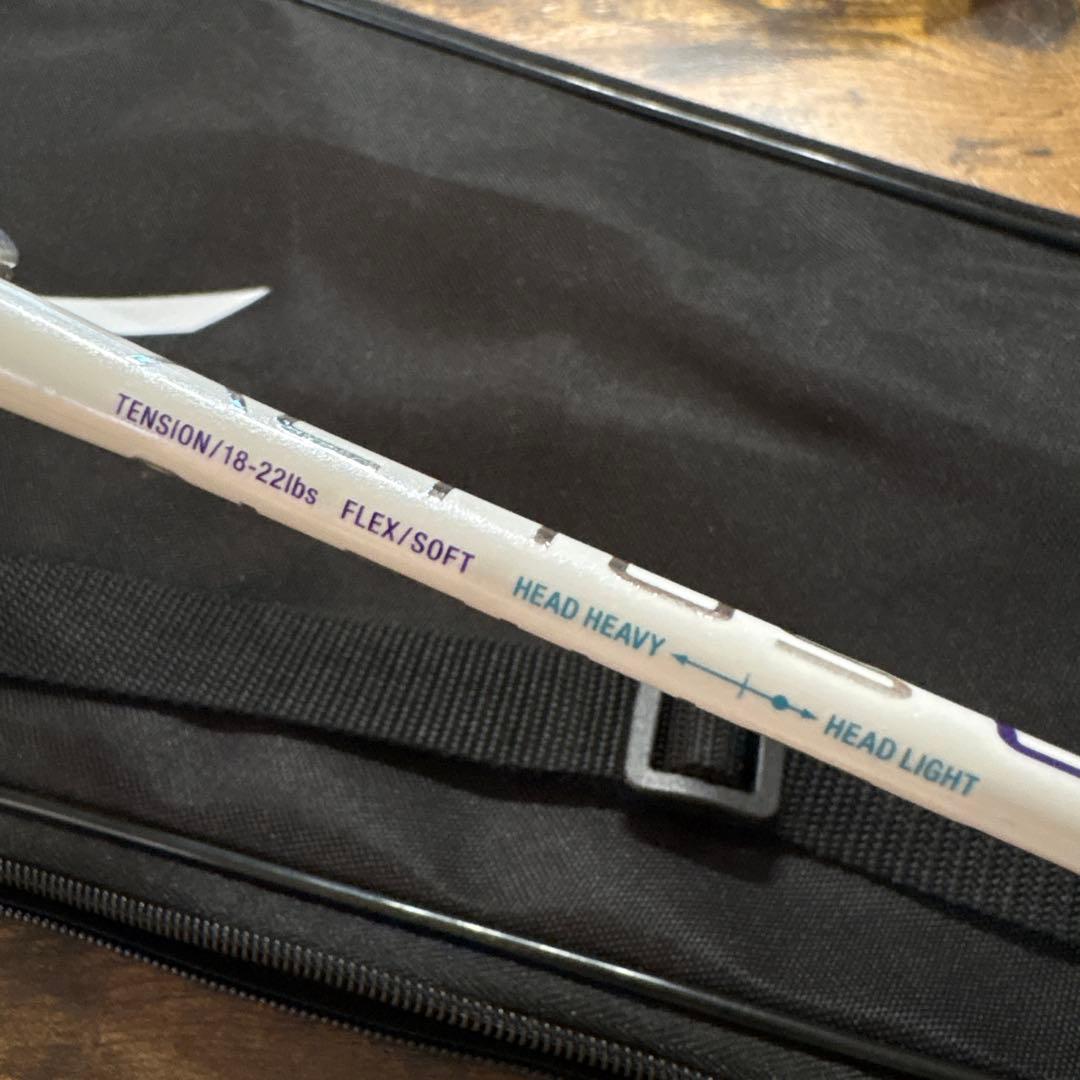 ミズノ　アルティウス08 4U6 バトミントンラケット