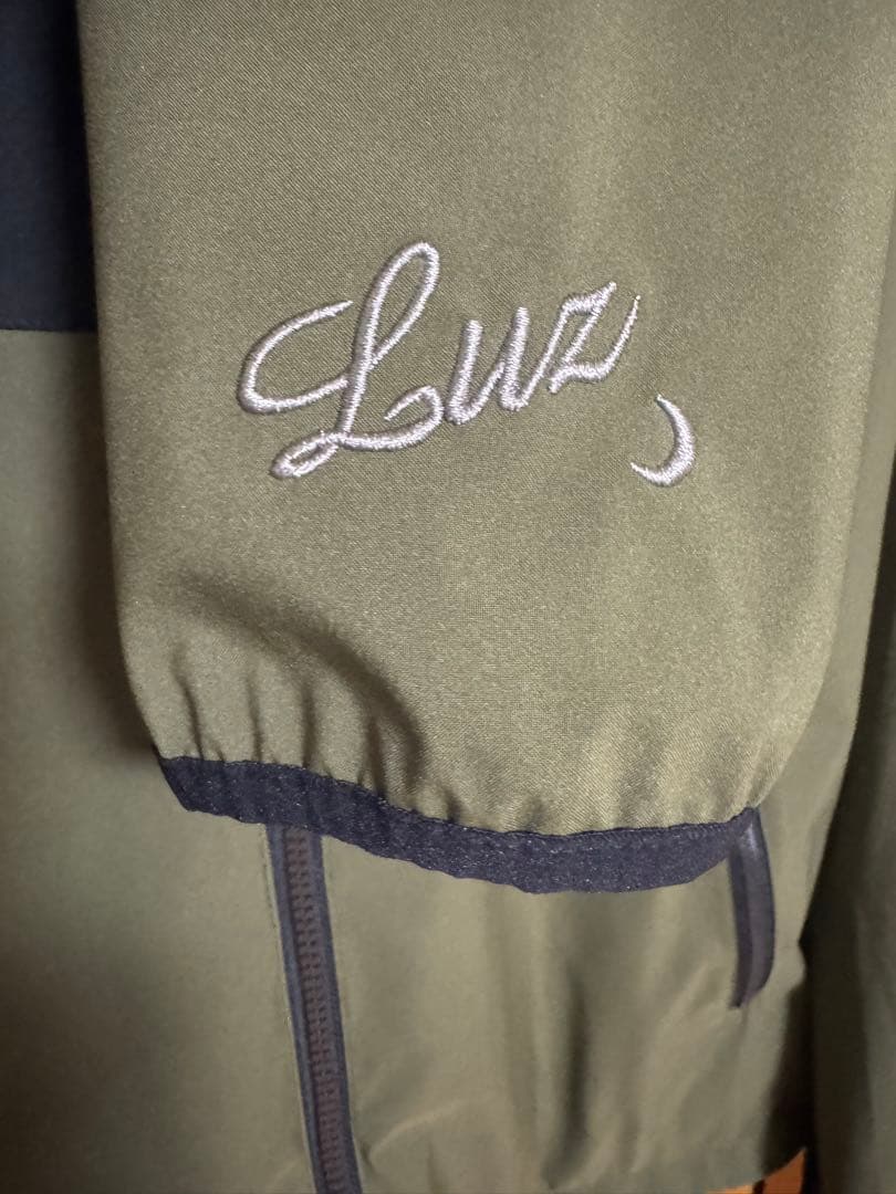 Luz e Sombra ルースインソブラ　未使用ピステウィンドブレーカー XL