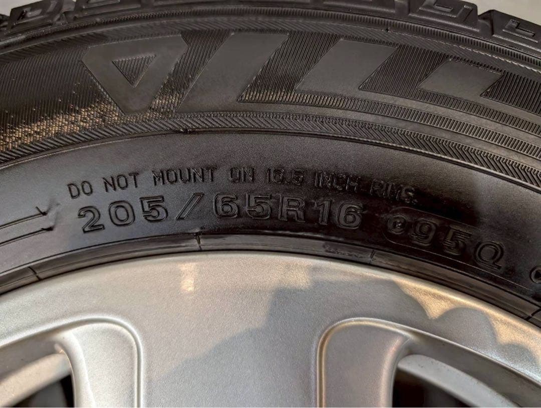 【最終値下げ】MINI F60 クロスオーバー スタッドレスタイヤホイールセット