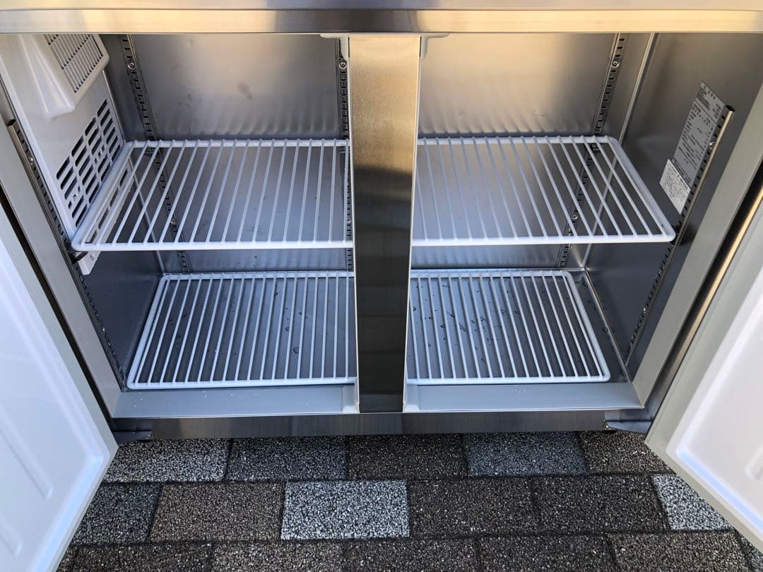 美品❗️ 業務用　台下冷蔵庫　大和冷機　2024年製