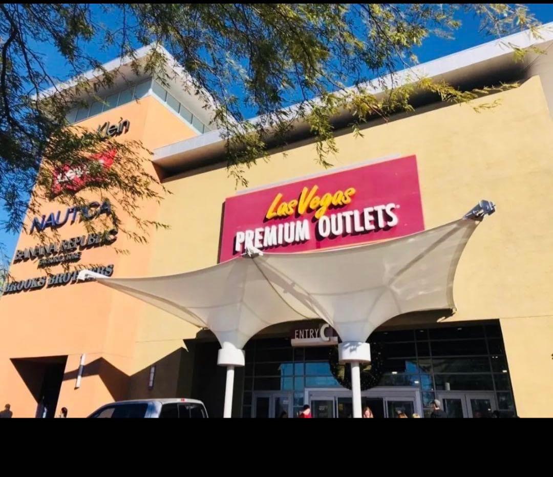 コーチCOACH×スヌーピーコラボシグネチャー斜め掛けショルダーバッグ