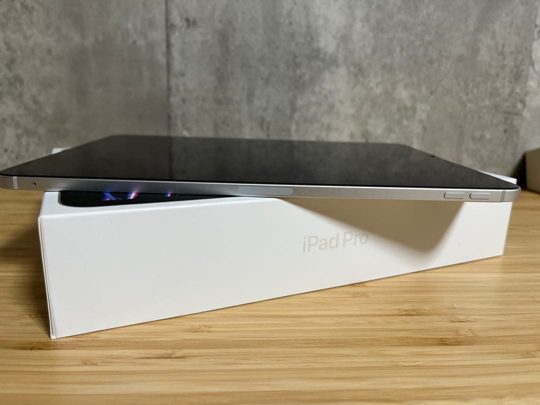 iPad Pro 11　第4世代（M2）128G Wi-Fi＋cellular