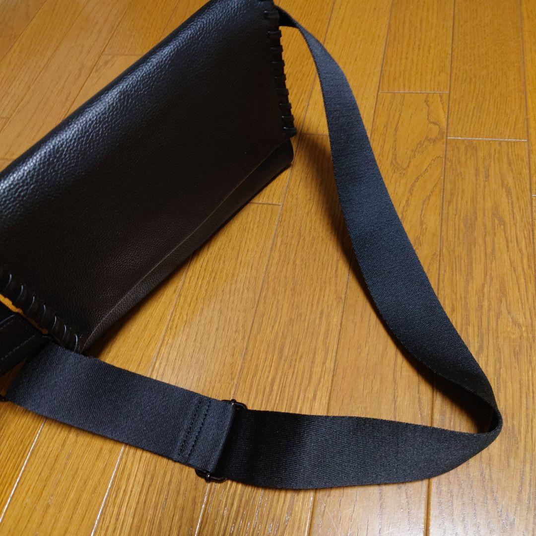 ear PAPILLONNER イアパピヨネ ワイドテープショルダーバッグ 黒