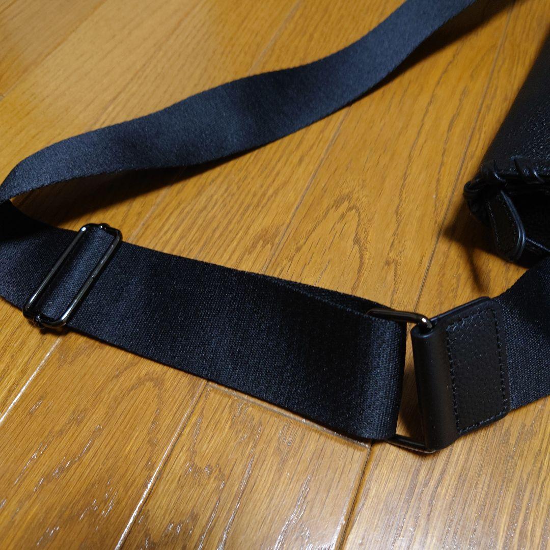 ear PAPILLONNER イアパピヨネ ワイドテープショルダーバッグ 黒