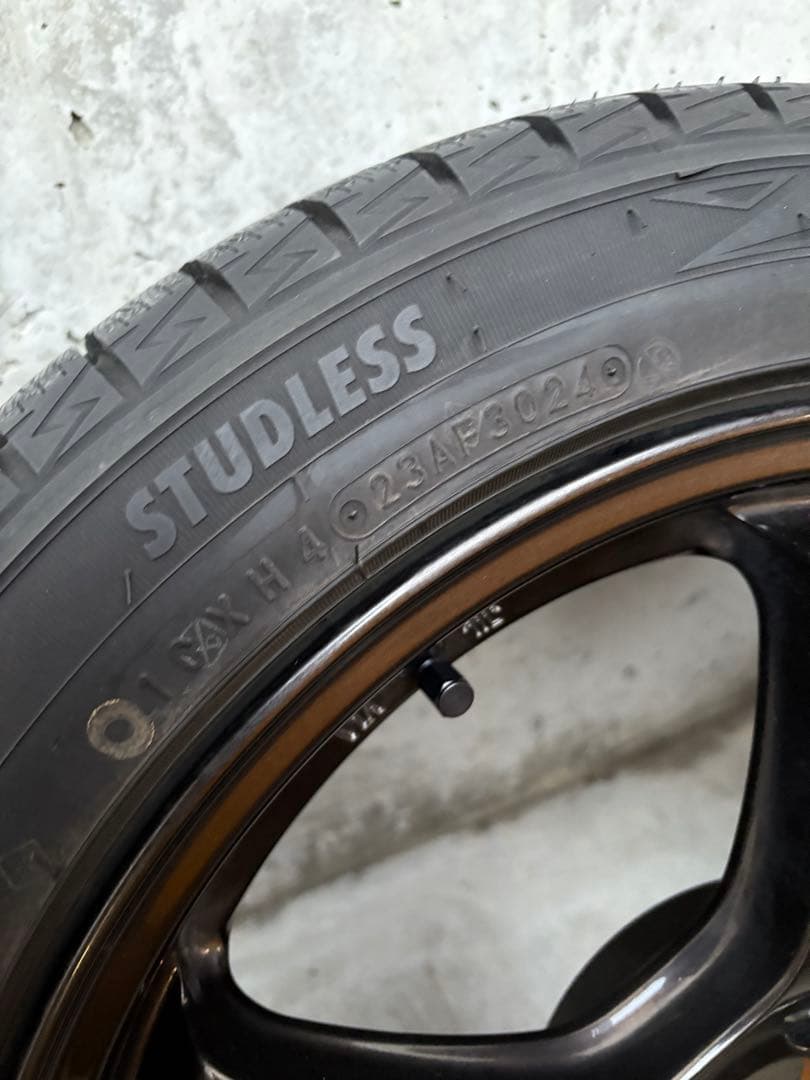 17インチ　RAYS 57CR グラムライツ PCD100 4穴　7J レイズ