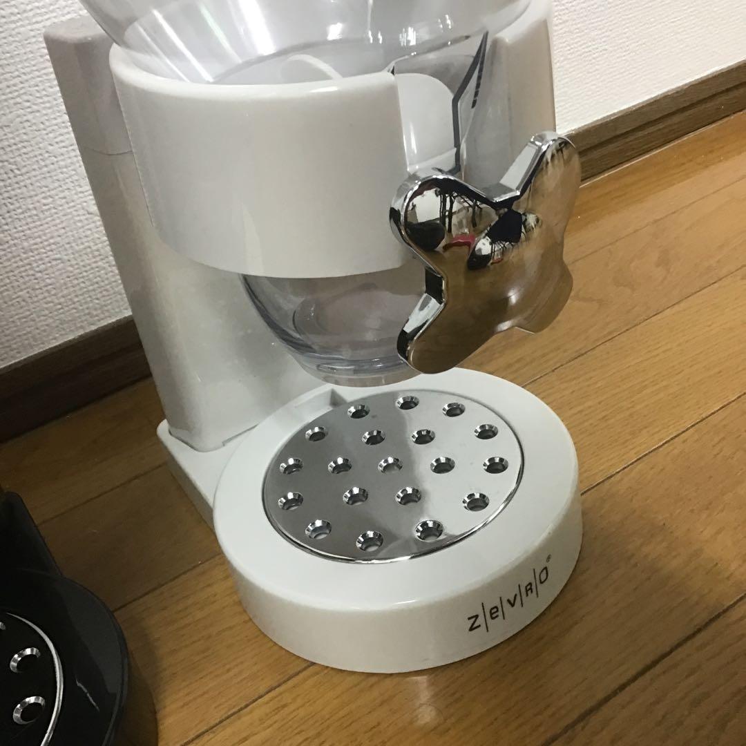 ZevROガチャガチャディスペンサー式食品保存容器 3色セット