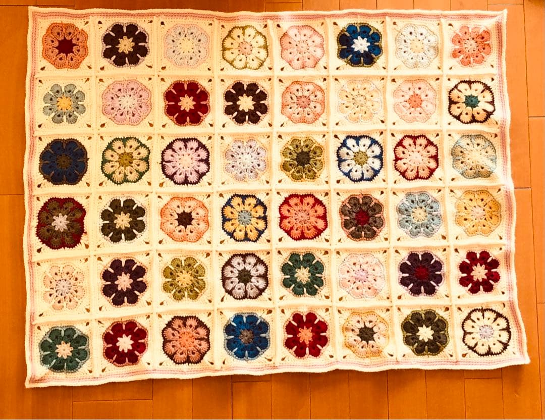 手編み　ブランケット　膝掛け　アフリカンフラワー　モチーフ　マルチカバー