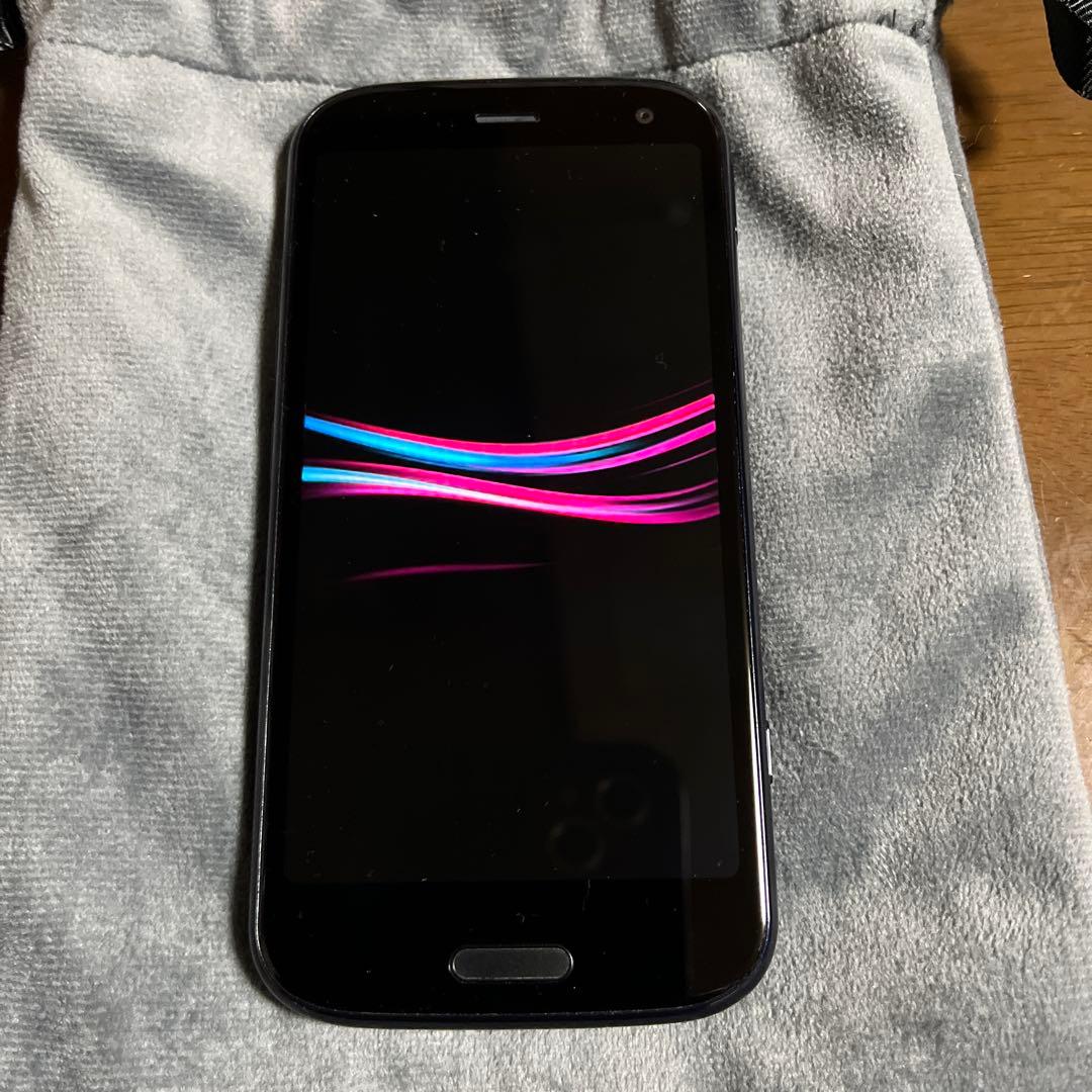 【docomo 】ドコモらくらくスマートフォン F-52B SIMフリー➕付属品