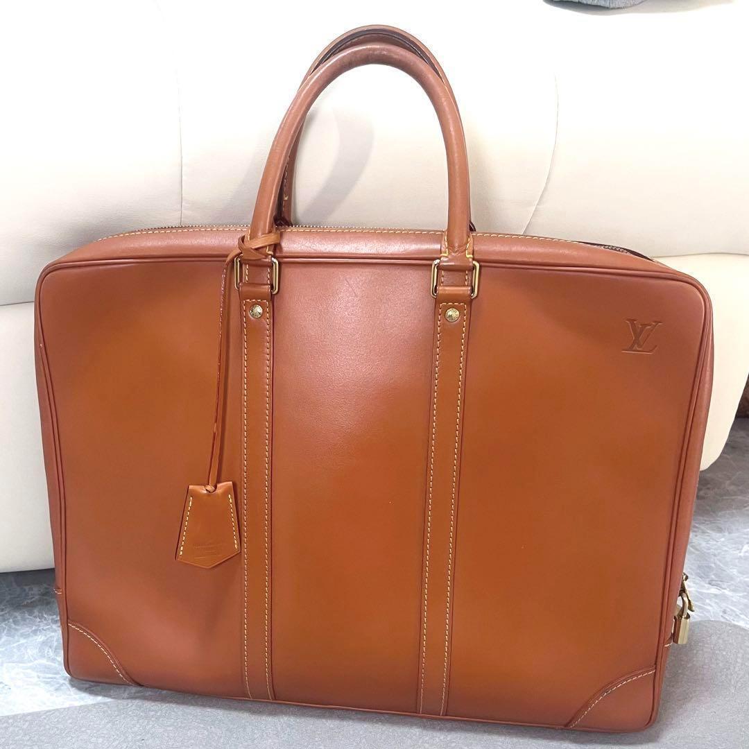 【✨期間限定✨】ルイヴィトン ノマド ドキュマン・ヴォワヤージュ 正規品保証