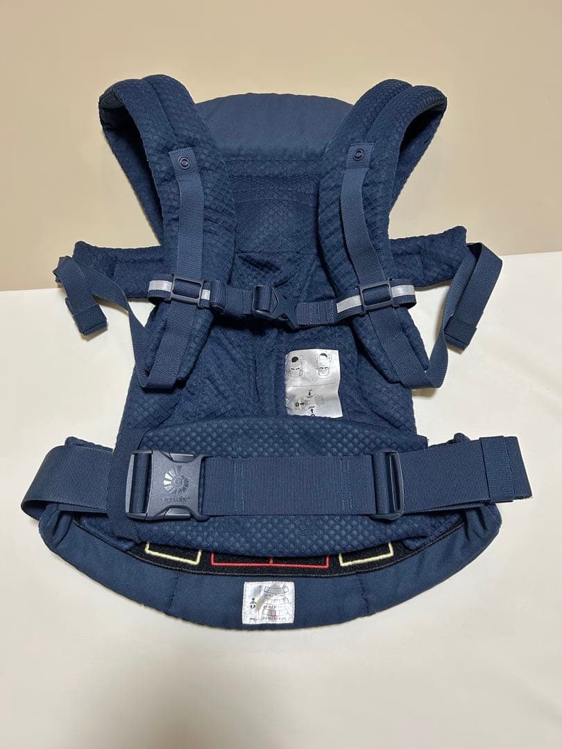 Ergobaby オムニブリーズ　ミッドナイトブルー