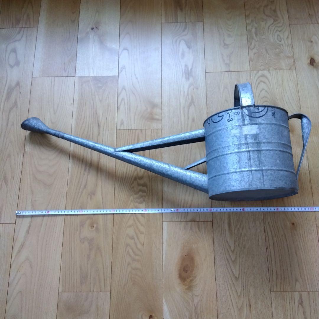 ジョウロ　ブリキ如雨露　アンティークじょうろ　ブリキジョーロ　花入れディスプレイ