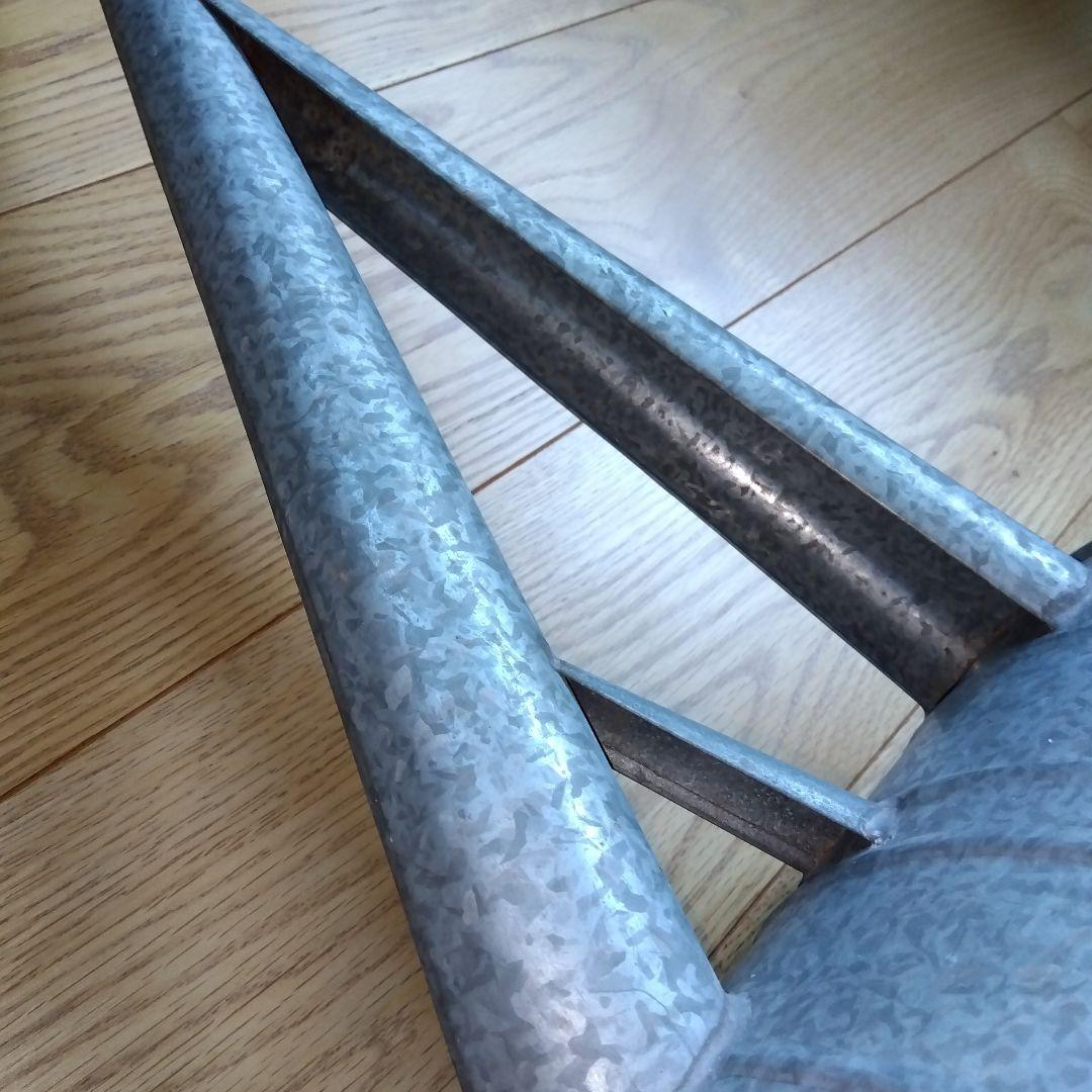 ジョウロ　ブリキ如雨露　アンティークじょうろ　ブリキジョーロ　花入れディスプレイ