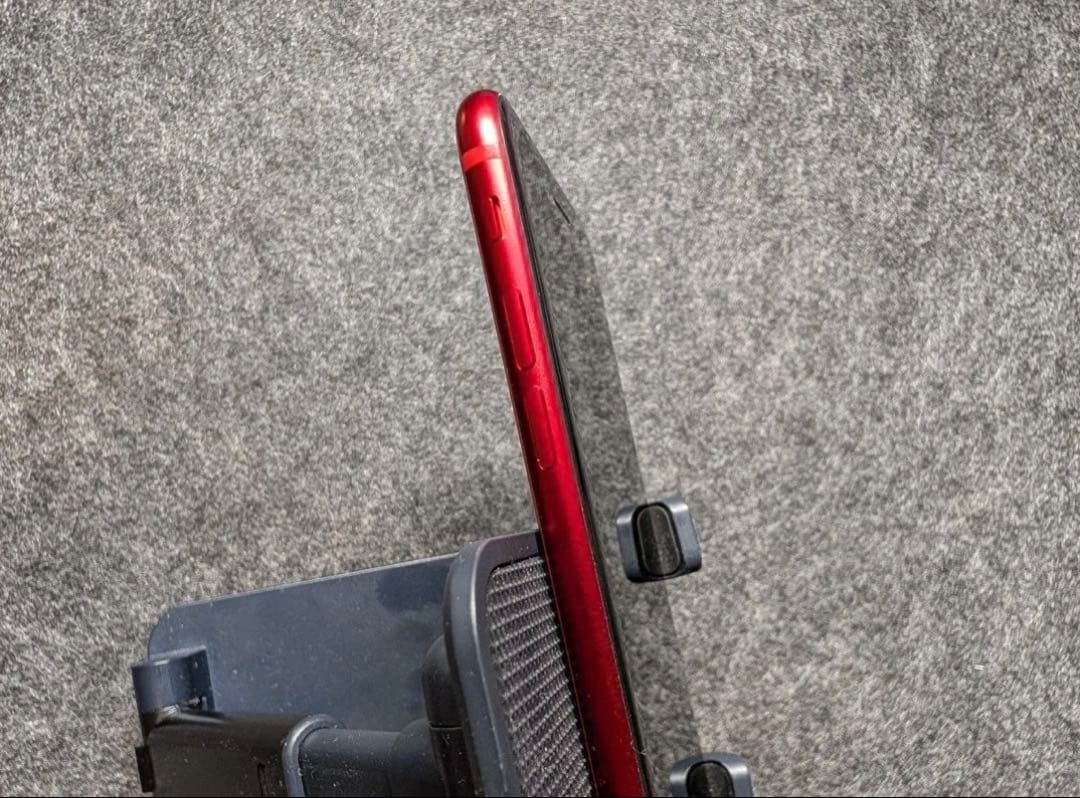 Apple iPhoneSE 第3世代 SE3 レッド 64GB SIMフリー