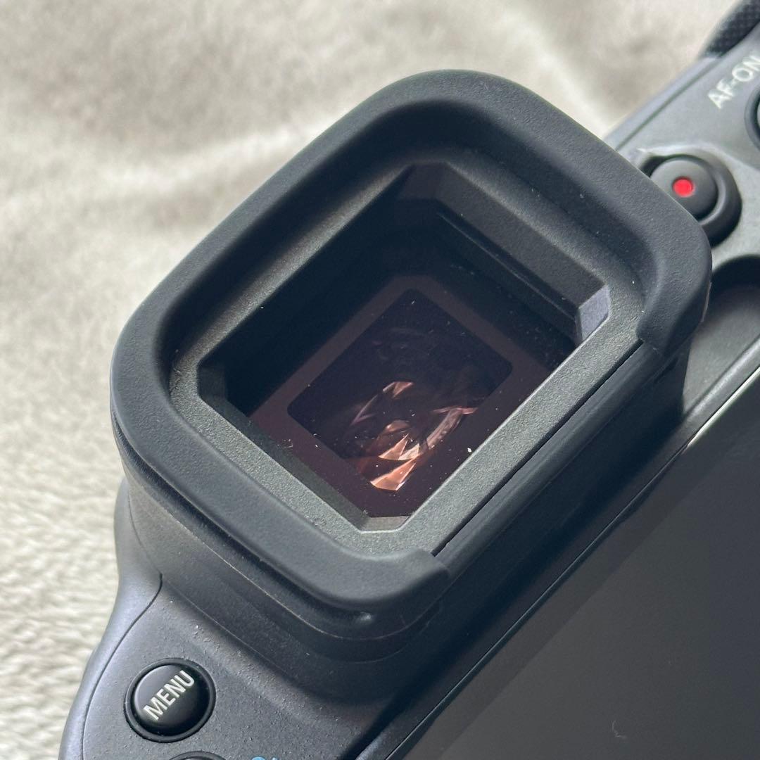 Canon EOS R3 ミラーレスカメラ