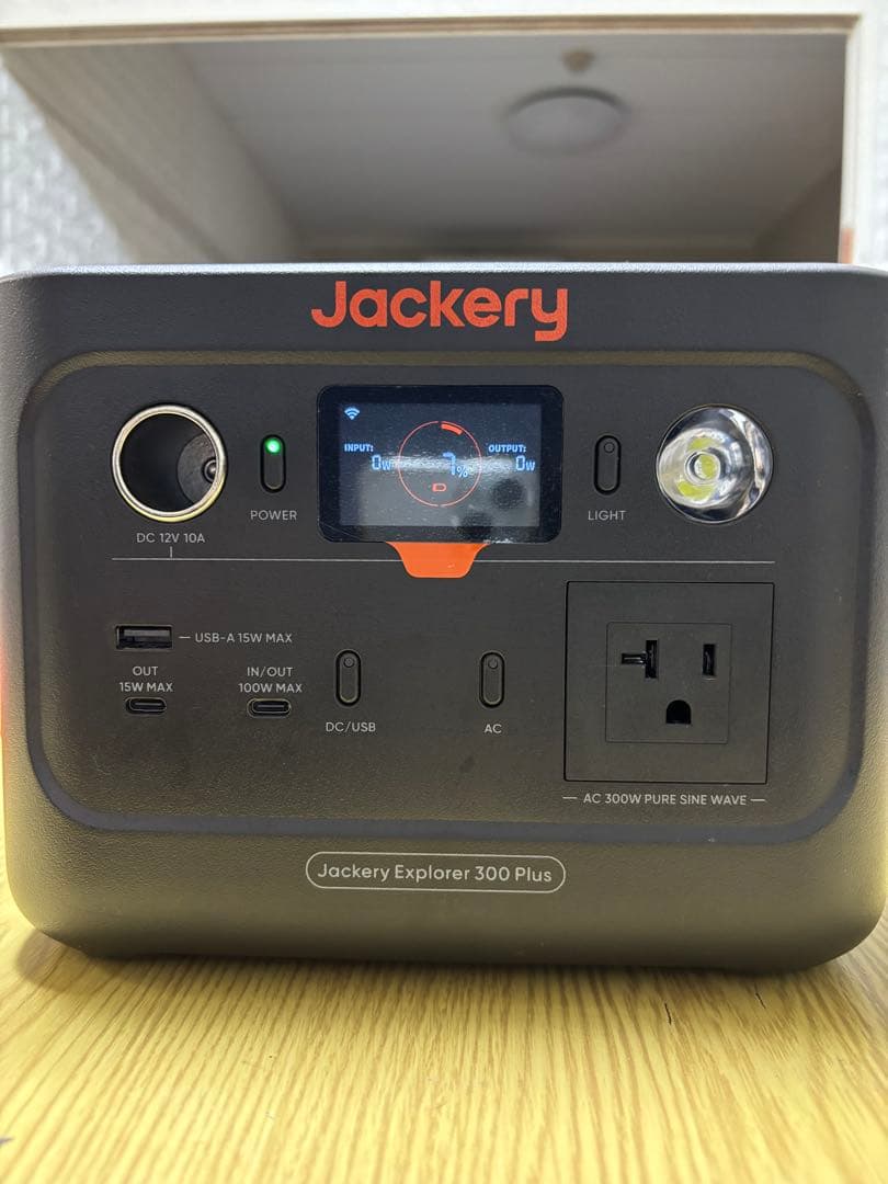 【ほぼ新品】　ジャクリ　ポータブル電源300 plus 2025年12月購入