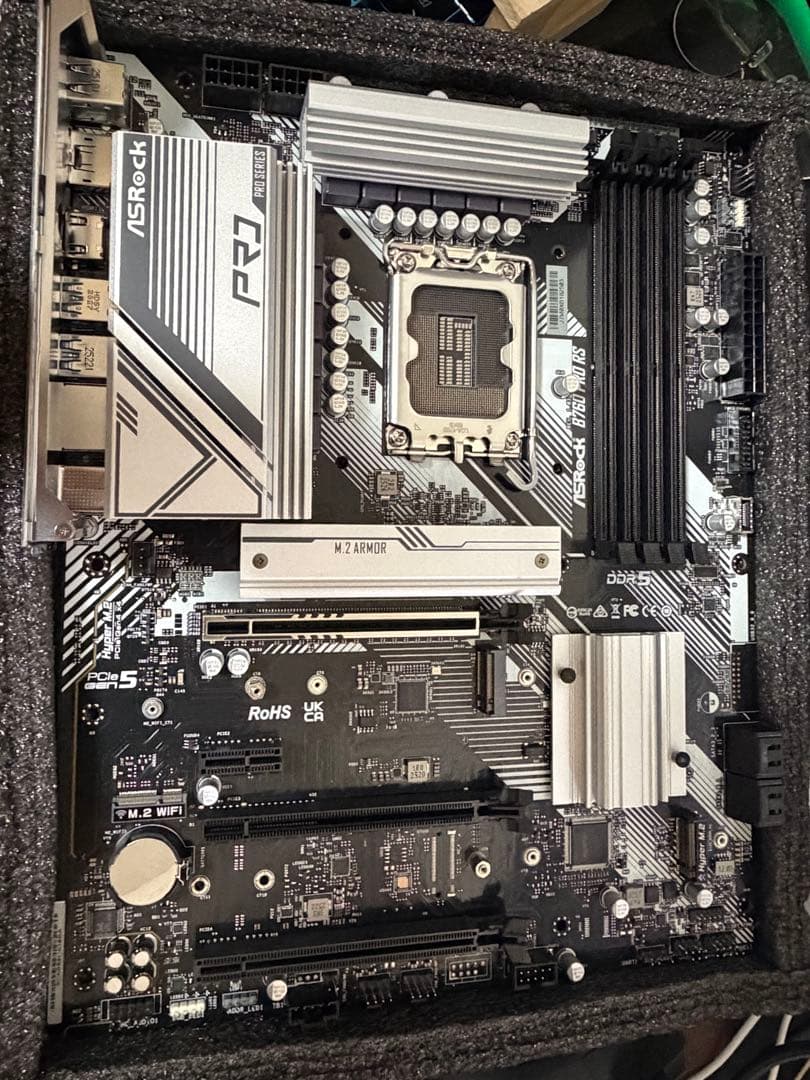 ASRock B760 PRO RS マザーボード