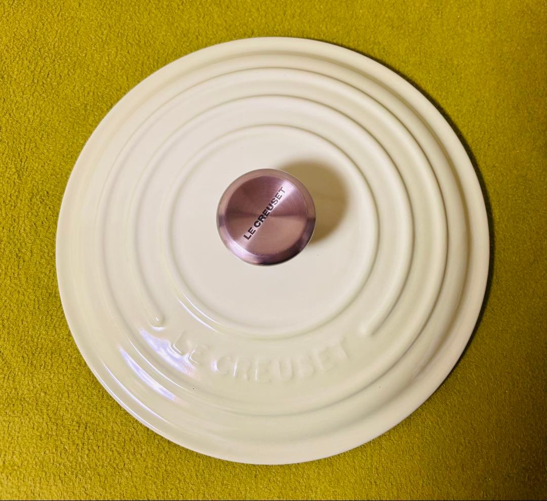 【新品未使用】 ル・クルーゼ　ココット・ロンド 22cm ワサビ