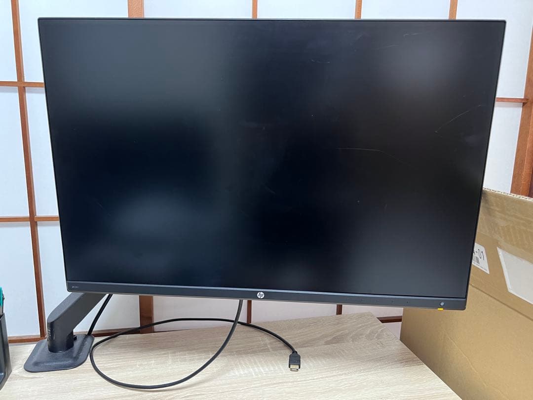 hp 大画面モニター HDMI VESA対応 デスクアーム・キーボード付き