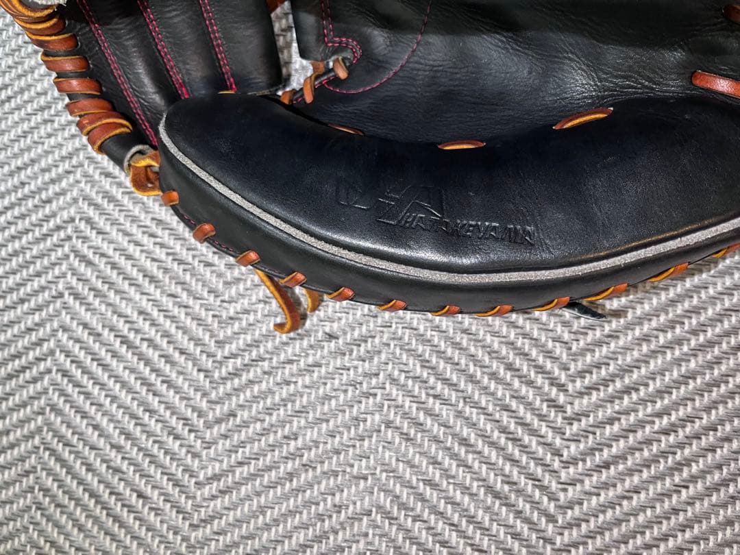 ハタケヤマ　硬式用キャッチャーミット PBW-7208B 廃盤モデル