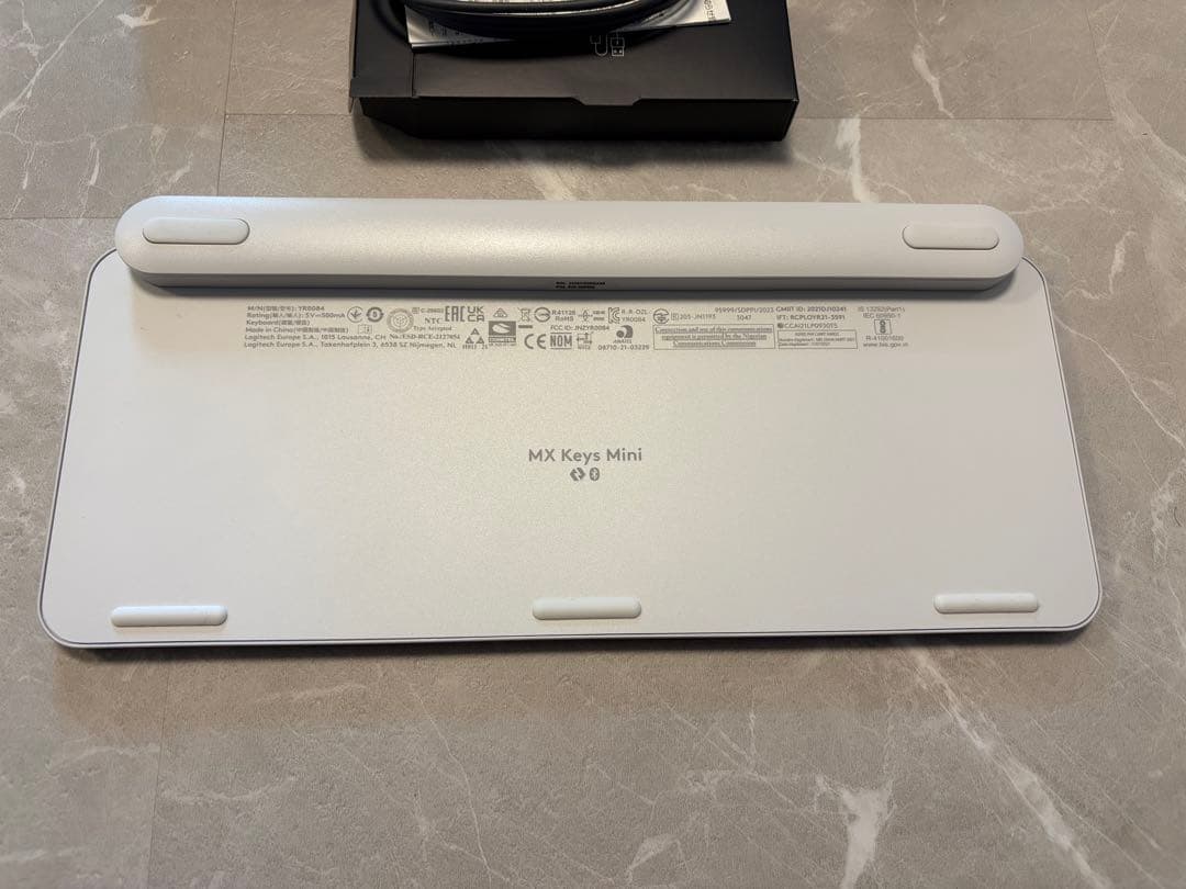 logicool MX KEYS MINI ペイルグレー