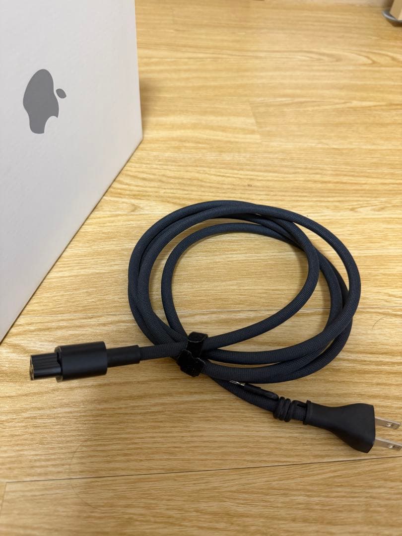 Macデスクトップ Mac Studio (2022) M1 Max 64GB / 512GB