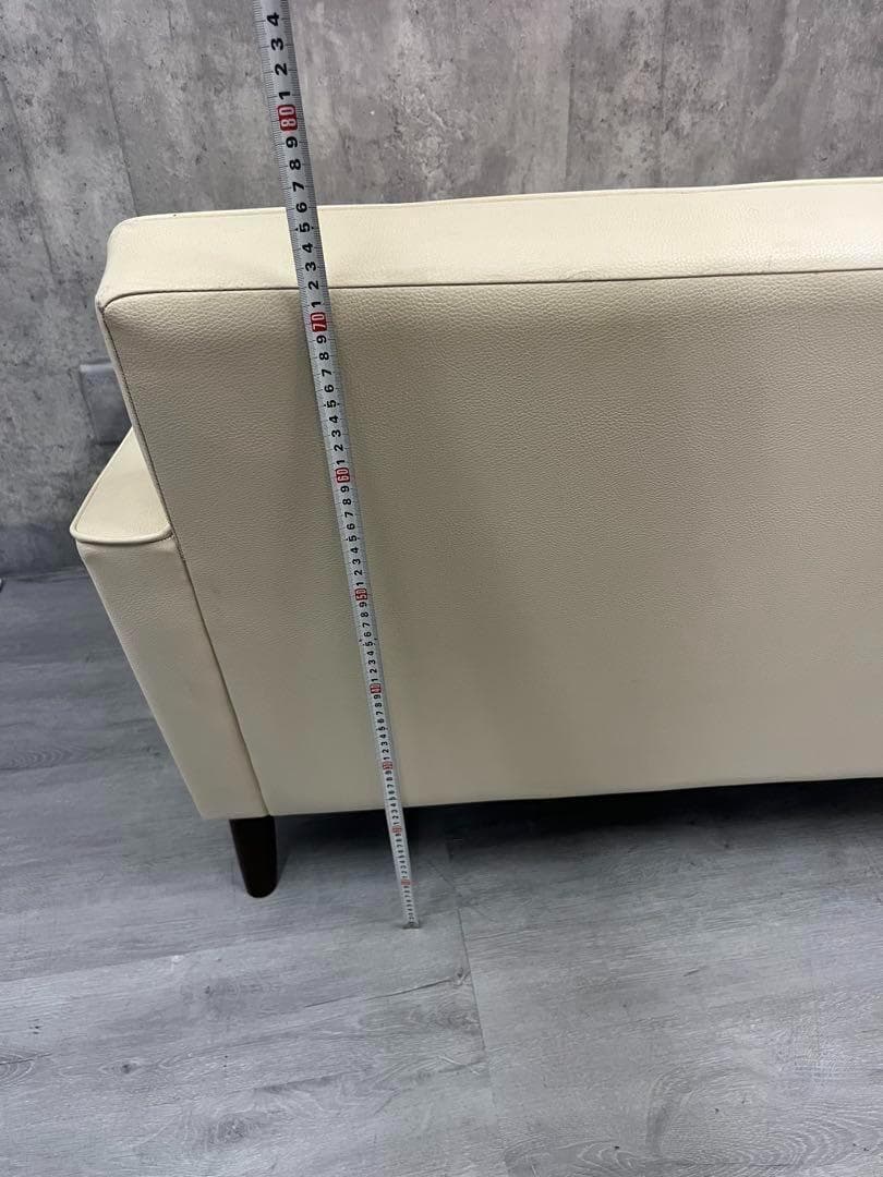 カリモク60 廃盤色 ホワイト アイボリー ロビーチェア2シーター