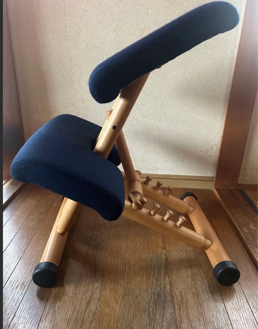 ストッケ マルチバランスチェアバランスチェア 学習椅子