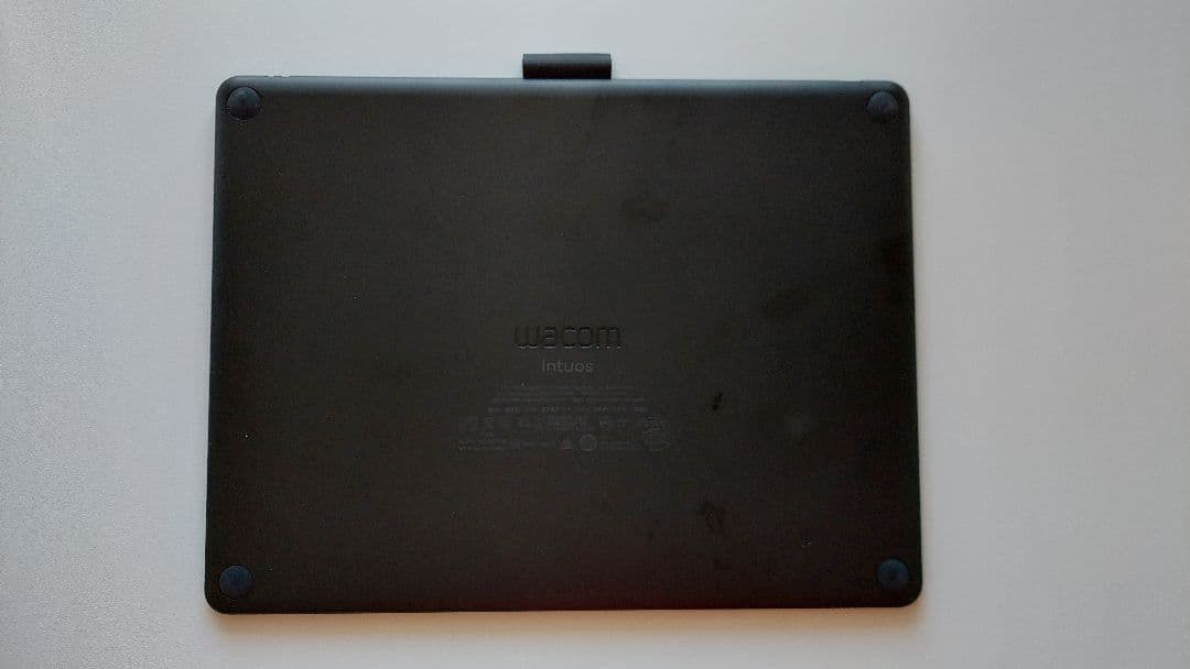 Wacom Intuos Mediumペンタブレット　CTL-6100WL/K0