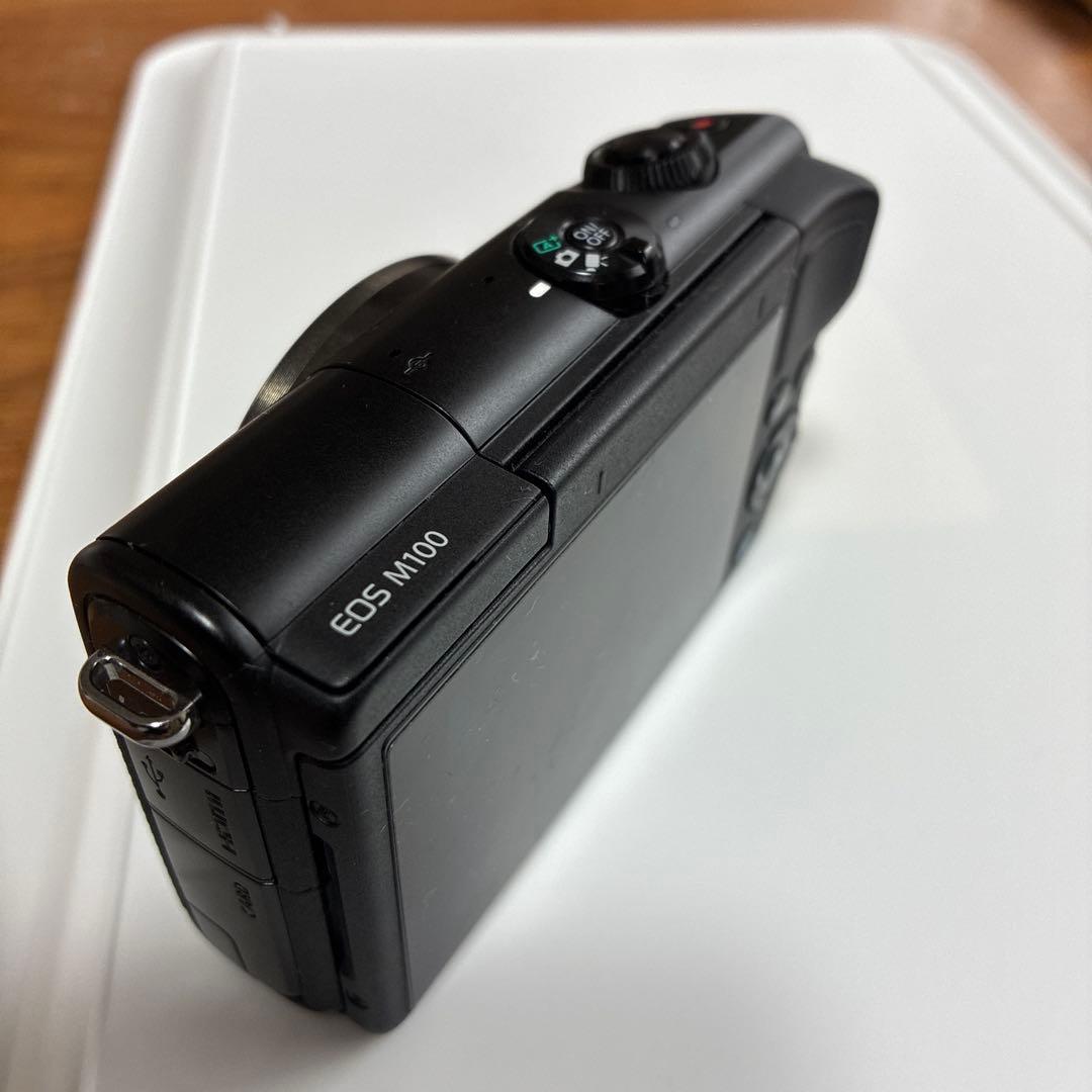 Canon EOS M100 15-45mm レンズキット