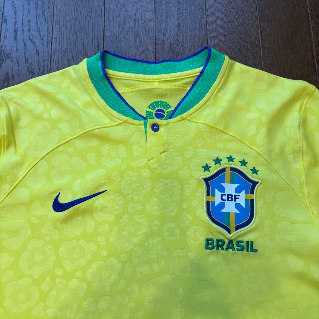 [美品] NIKE ブラジル代表　ユニフォーム　22/23