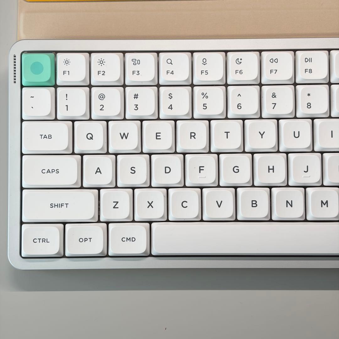 Nuphy Air V3 + NuFolio 赤軸