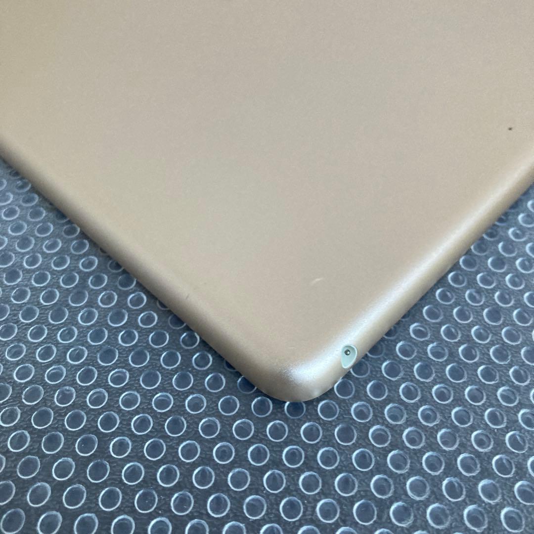 3167【早い者勝ち】比較的美品☆iPad5第5世代 32GB WIFIモデル☆
