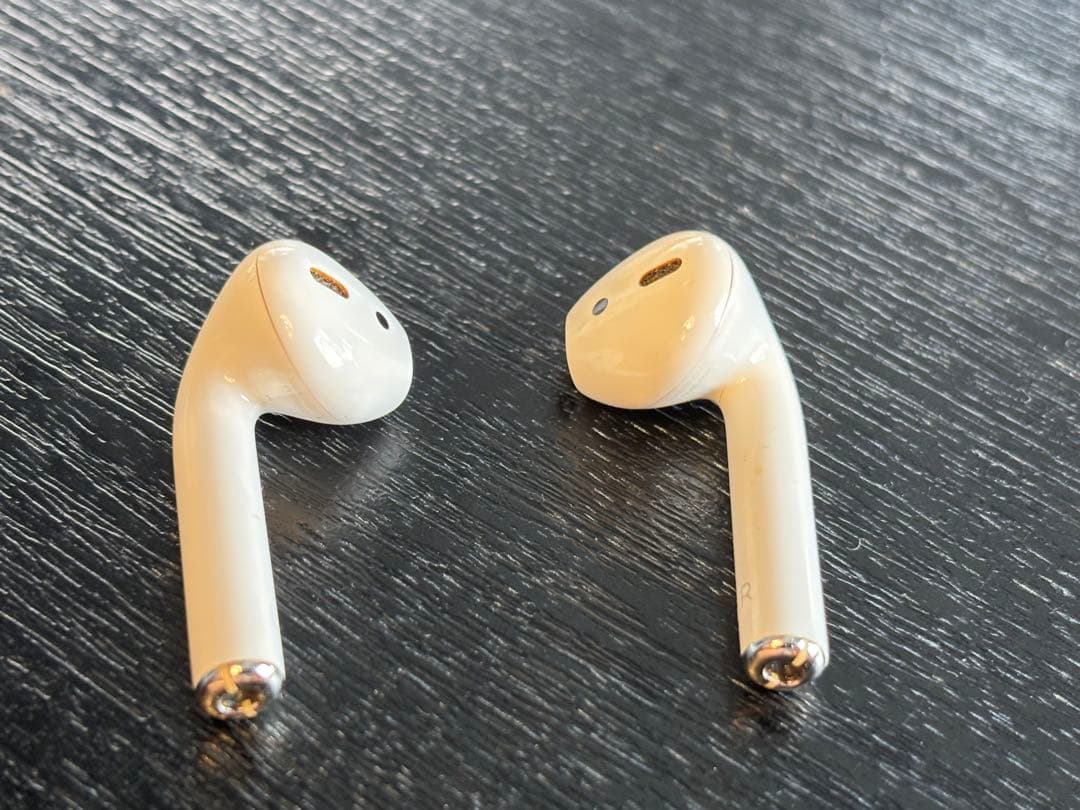 【動作品】AirPods 第2世代 本体＋充電ケース